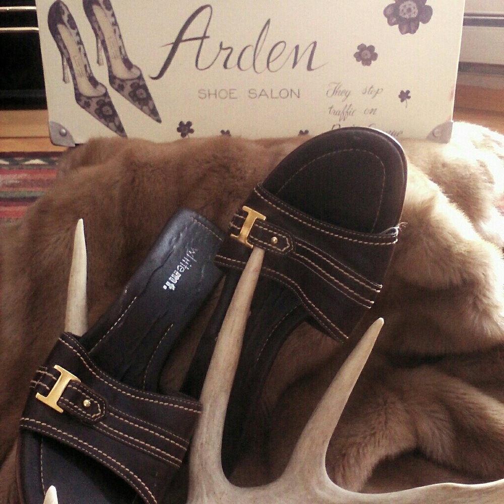 Gorgeous Leather Brown Wedge Sz White Mountain - image 3